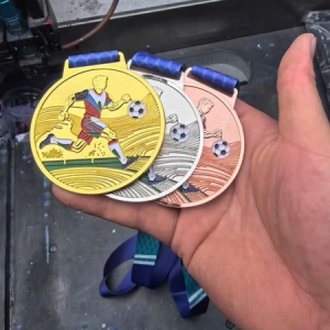 HUY CHƯƠNG CẦU THỦ BÓNG ĐÁ (DÂY XANH)